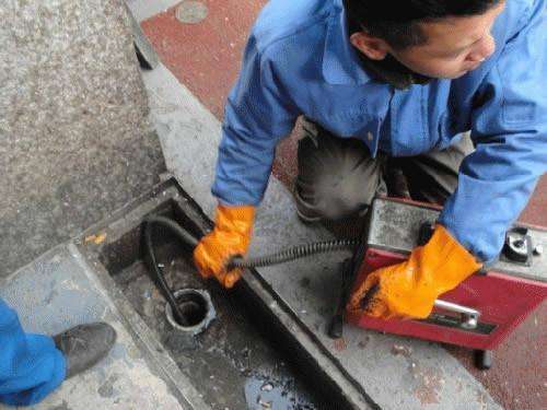 麦盖提疏通下水道